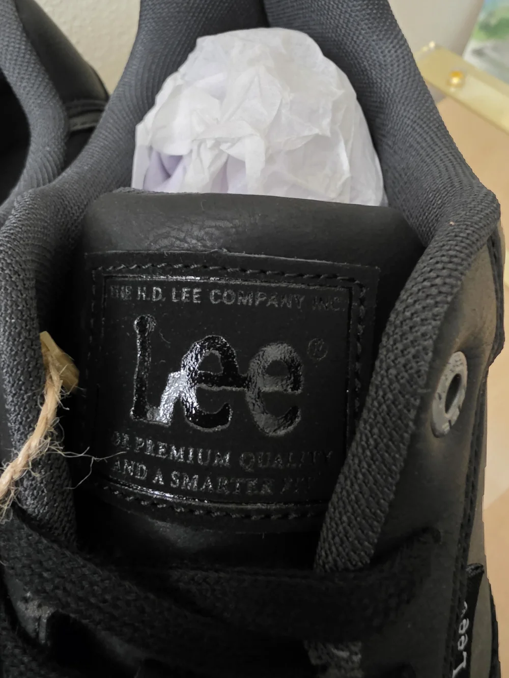 Lee Men's Gray and Black Low-Top Sneakers